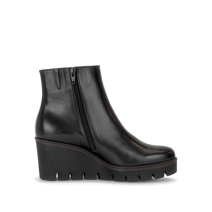 Plateau Stiefelette schwarz #1