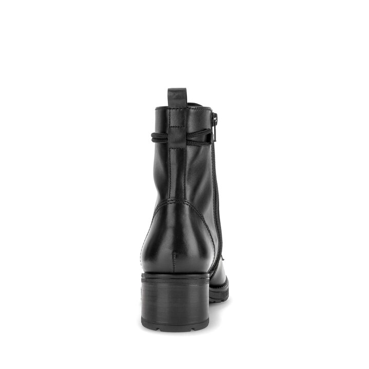 Stivaletto stringato nero #3