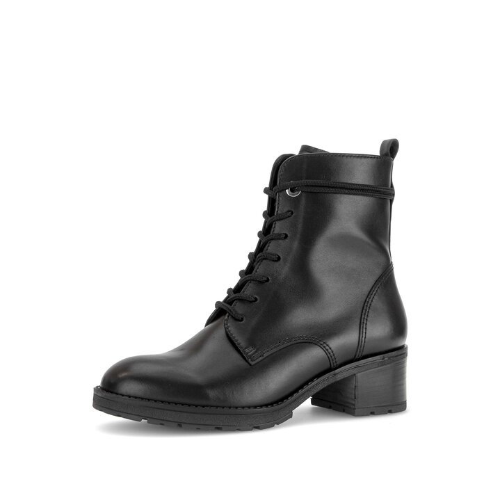 Stivaletto stringato nero #2