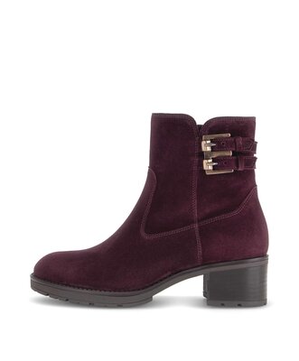 Sportliche Stiefelette lila