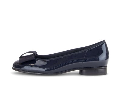 Eleganter Ballerina blau
