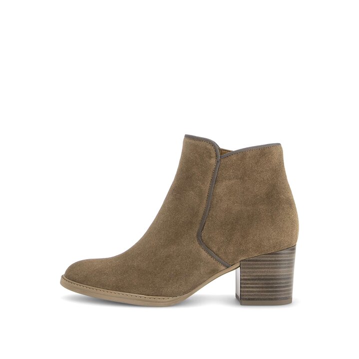 Sportliche Stiefelette braun #0