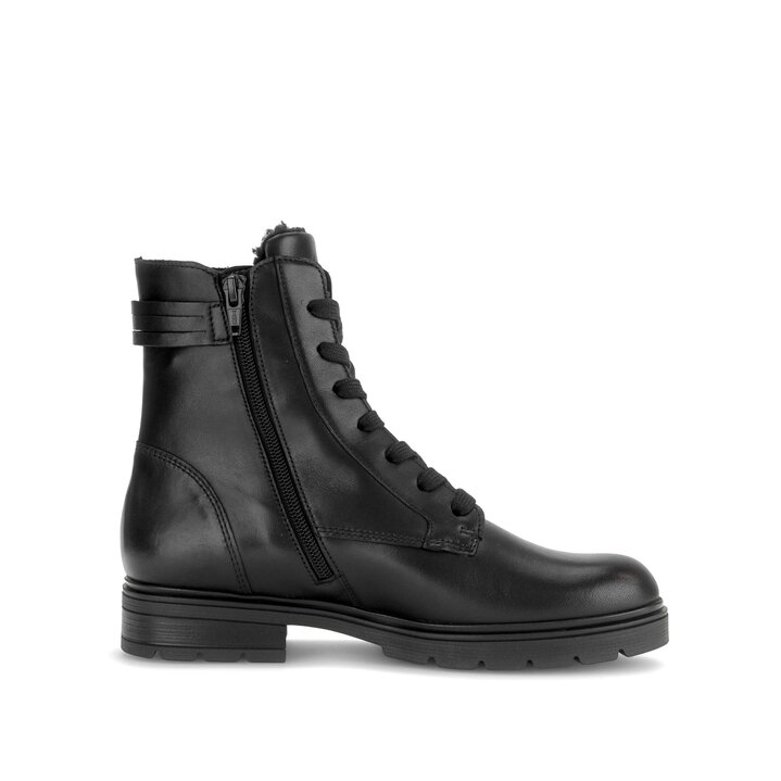 Stivaletto stringato nero #1