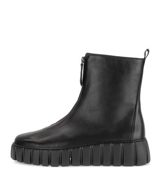 Plateau Stiefelette schwarz