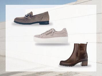 Drei verschiedene Damenschuhe sind vor neutralem Hintergrund angeordnet: oben ein taupefarbener Loafer mit Dekoschnalle, in der Mitte ein hellgrauer Sneaker mit weißer Plateausohle, unten rechts ein brauner Stiefeletten-Boot mit mittelhohem Absatz und seitlichem Reißverschluss. | © Gabor Shoes GmbH, Rosenheim