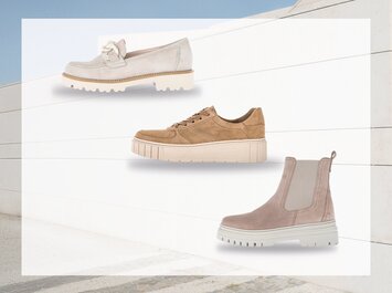 Drei Paar Damen-Schuhe in sanften Naturtönen sind vor einem hellen, modernen Hintergrund angeordnet: oben ein beige Loafer mit Schleife, in der Mitte ein brauner Sneaker mit heller Sohle, unten ein hellbrauner Chelsea-Boot mit elastischem Einsatz. | © Gabor Shoes GmbH, Rosenheim