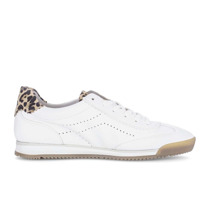 Sneaker low creme #1