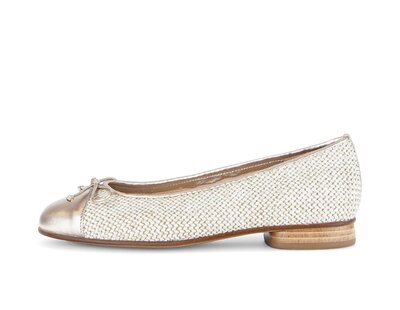 Eleganter Ballerina beige