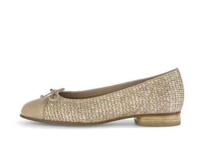 Eleganter Ballerina beige