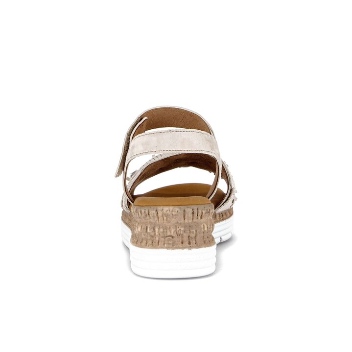 Sandalo con plateau beige #3