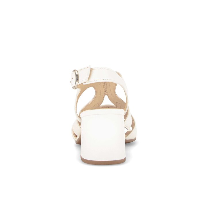 Riemchensandale creme #3