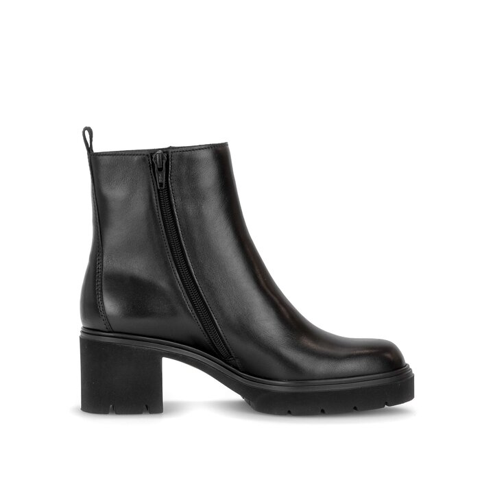 Plateau Stiefelette schwarz #1