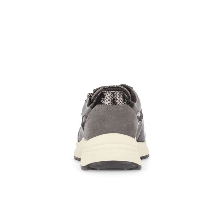 Sneaker low braun #3