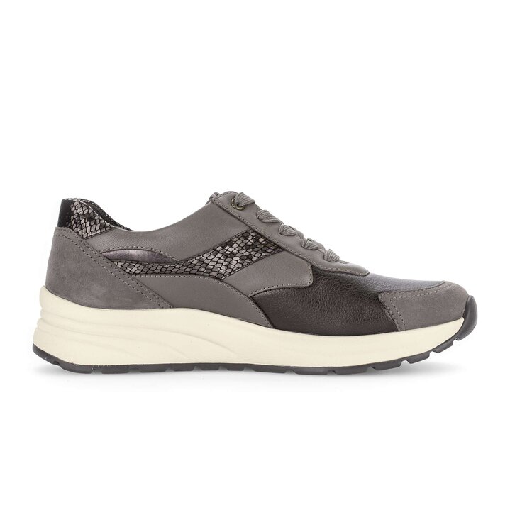 Sneaker low braun #1