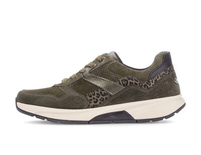 Sneaker low grün