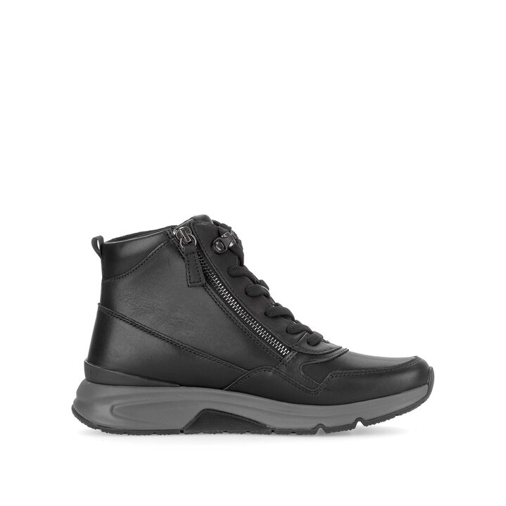 Stivaletto stringato nero #1