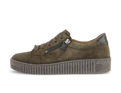 Sneaker low grün