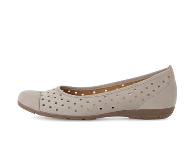 Sportliche Ballerina beige