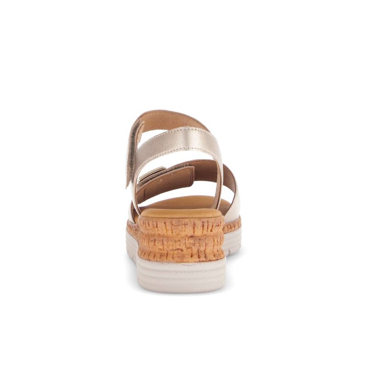 Sandale met plateauzool beige #3