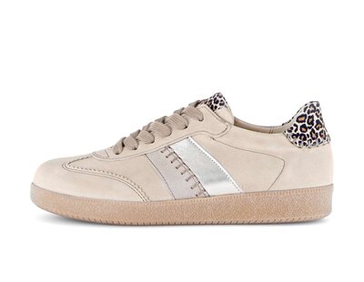 Sneaker low creme